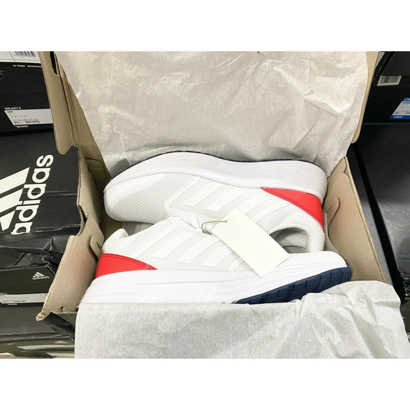 Giày Adidas FY6719 full box, có mail mua hàng. Hàng có sẵn, bay size nhanh nên các ace chốt nhanh ạ