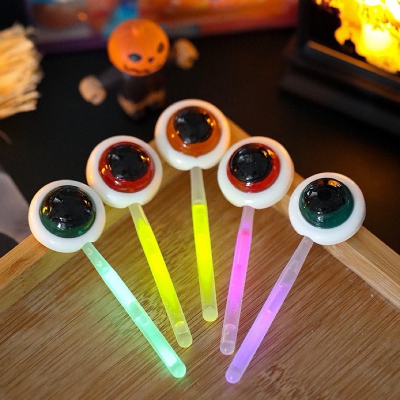 (date 20/2/2025 ) 1 cái kẹo mút con mắt phát sáng halloween