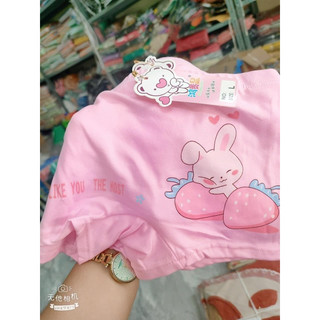 Quần chíp boxer, chíp mặc váy bé gái