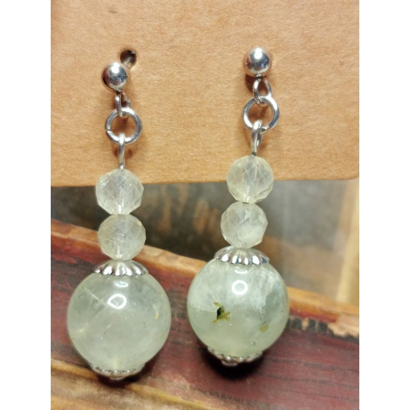 Bông tai Ngọc Nho tự. nhỉ.ên