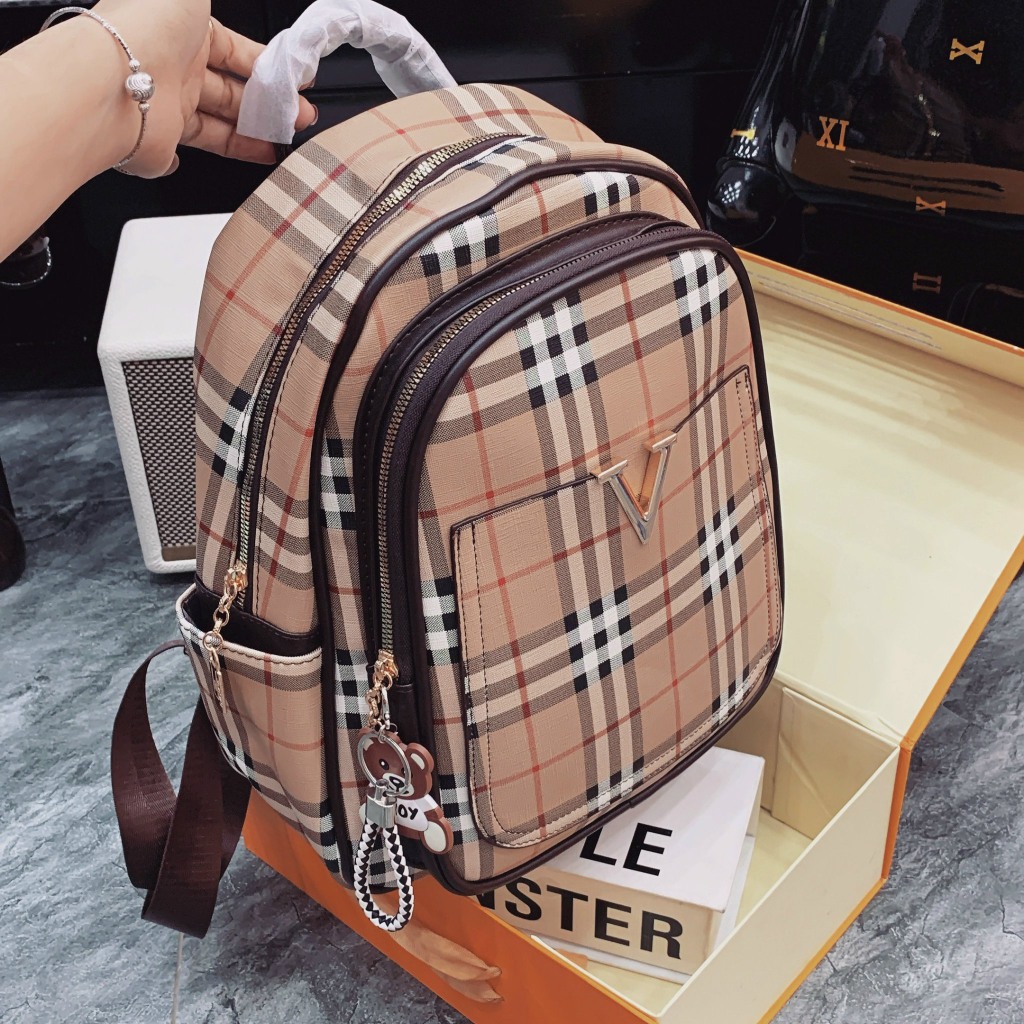 Balo nữ BBR kẻ sọc nhiều ngăn size 35 cm có tặng kèm móc gấu cute