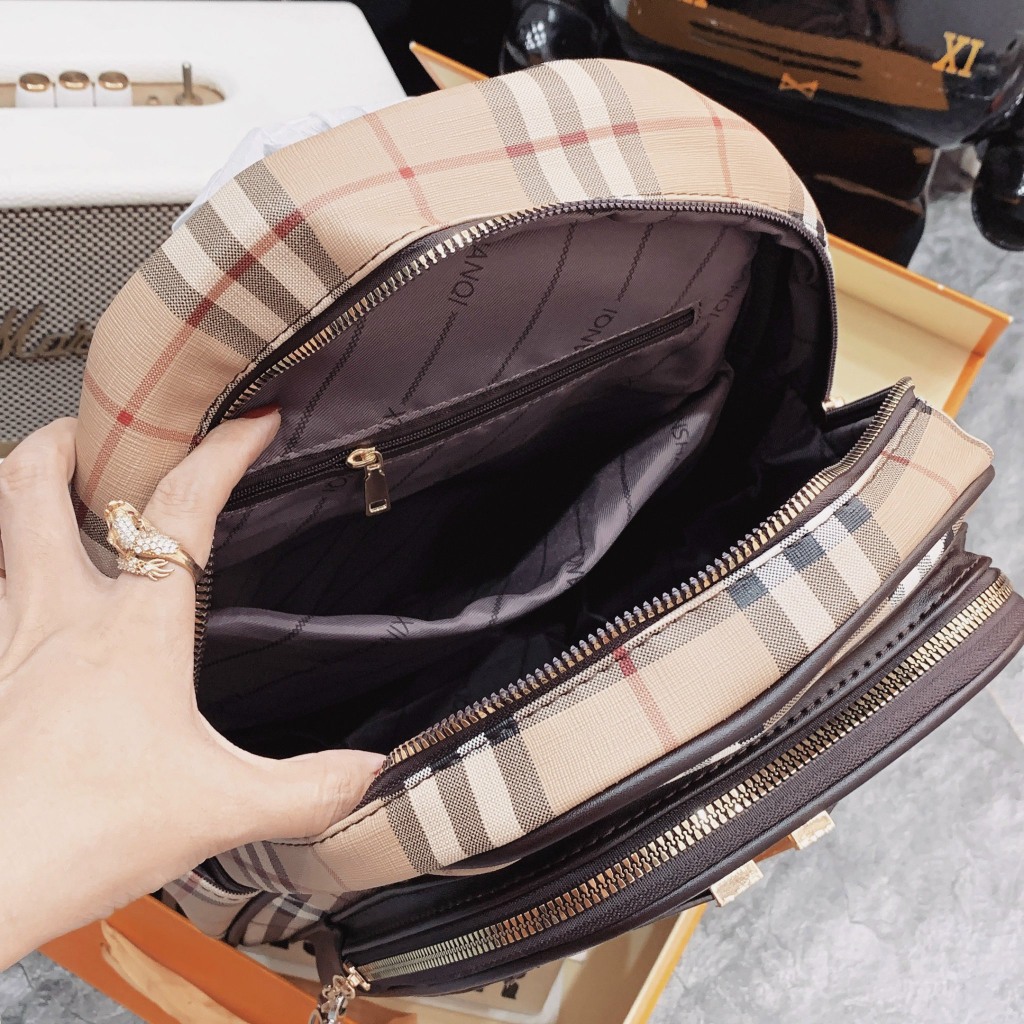 Balo nữ BBR kẻ sọc nhiều ngăn size 35 cm có tặng kèm móc gấu cute
