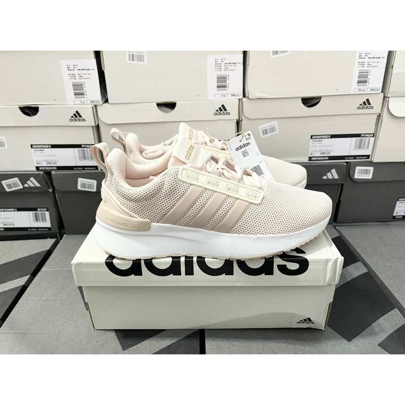 Giày Adidas HP2740 full box, có mail mua hàng. Hàng có sẵn, bay size nhanh nên các ace chốt nhanh ạ