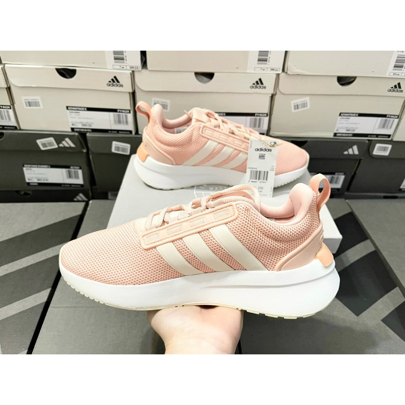 Giày Adidas H00649 full box, có mail mua hàng. Hàng có sẵn, bay size nhanh nên các ace chốt nhanh ạ