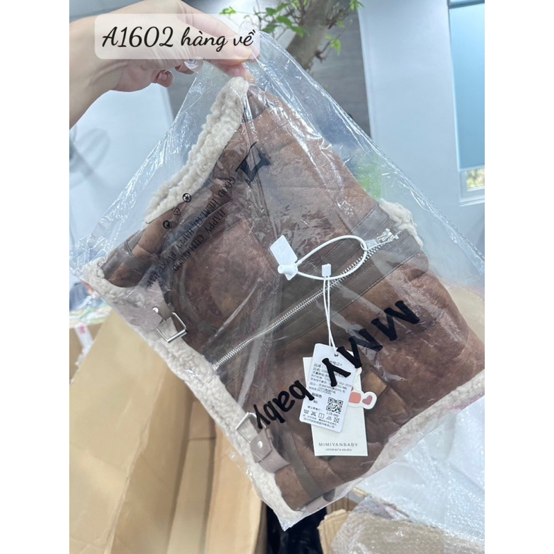 Áo khoác lông cho bé hãng MMBABY