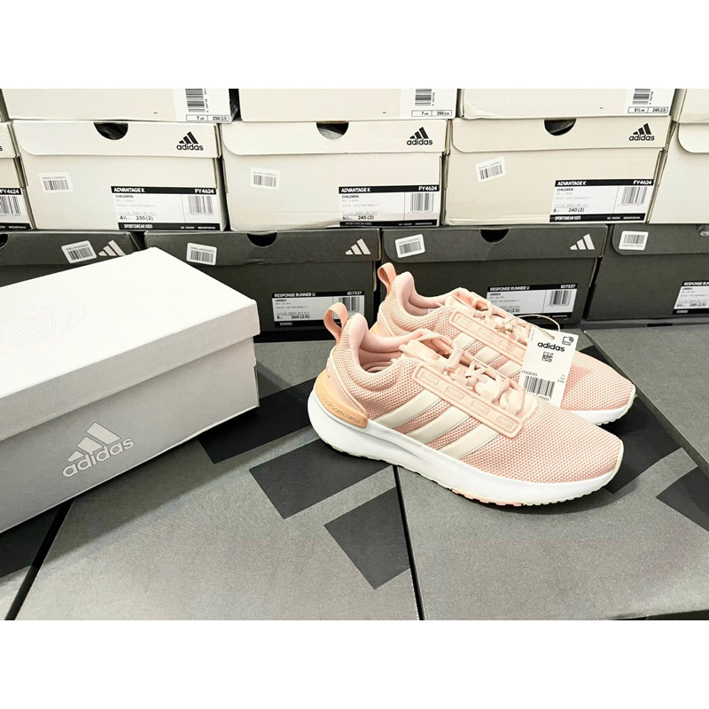 Giày Adidas H00649 full box, có mail mua hàng. Hàng có sẵn, bay size nhanh nên các ace chốt nhanh ạ
