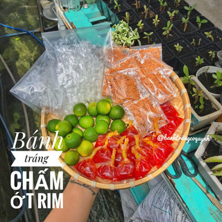 Bánh tráng chấm ớt rim muối tắc