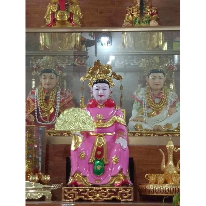 Quạt Đồng dắt tay tượng