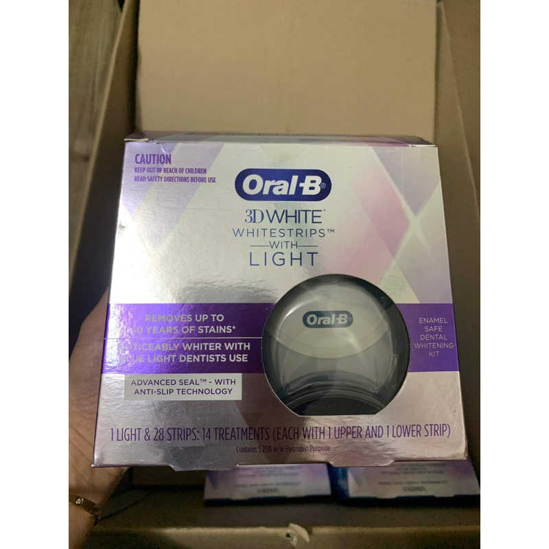 14 Miếng dán trắng răng 3D White oral B- CHÍNH HÃNG