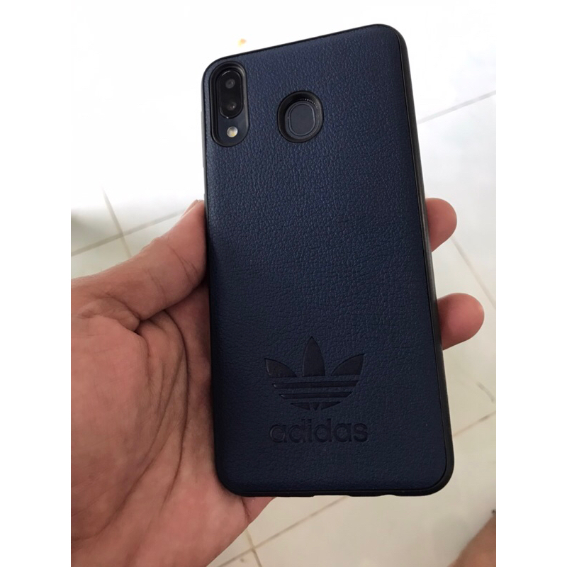 Điện thoại samsung m20