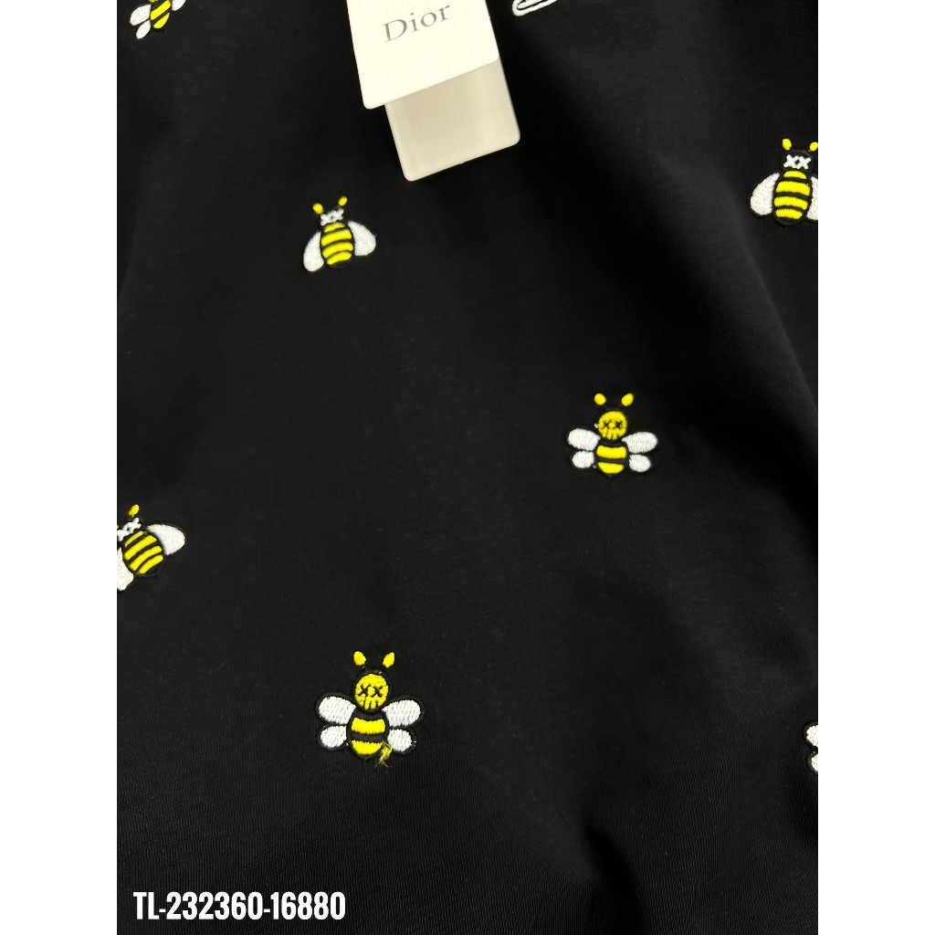 Áo Thun Nam Boy Phố Thêu Ong 100% Premium Cotton 250gms Hàng Siêu Cấp