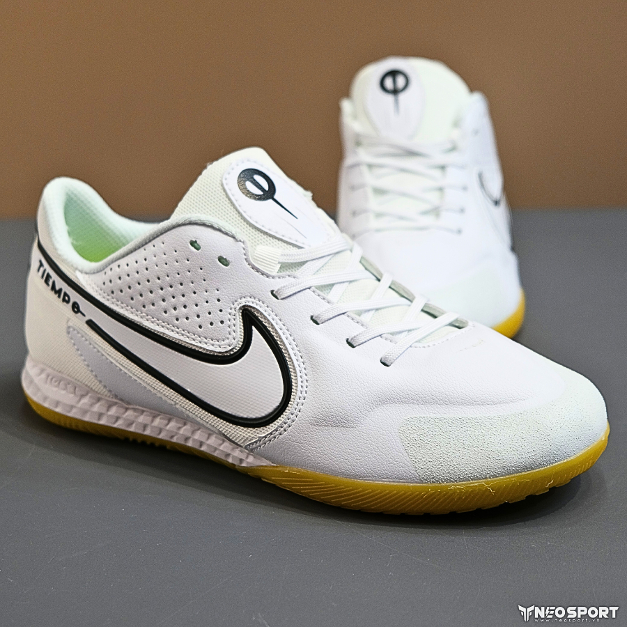 Giày Bóng Đá Futsal Tiempo 9 Pro Trắng Đế Nâu Trong IC