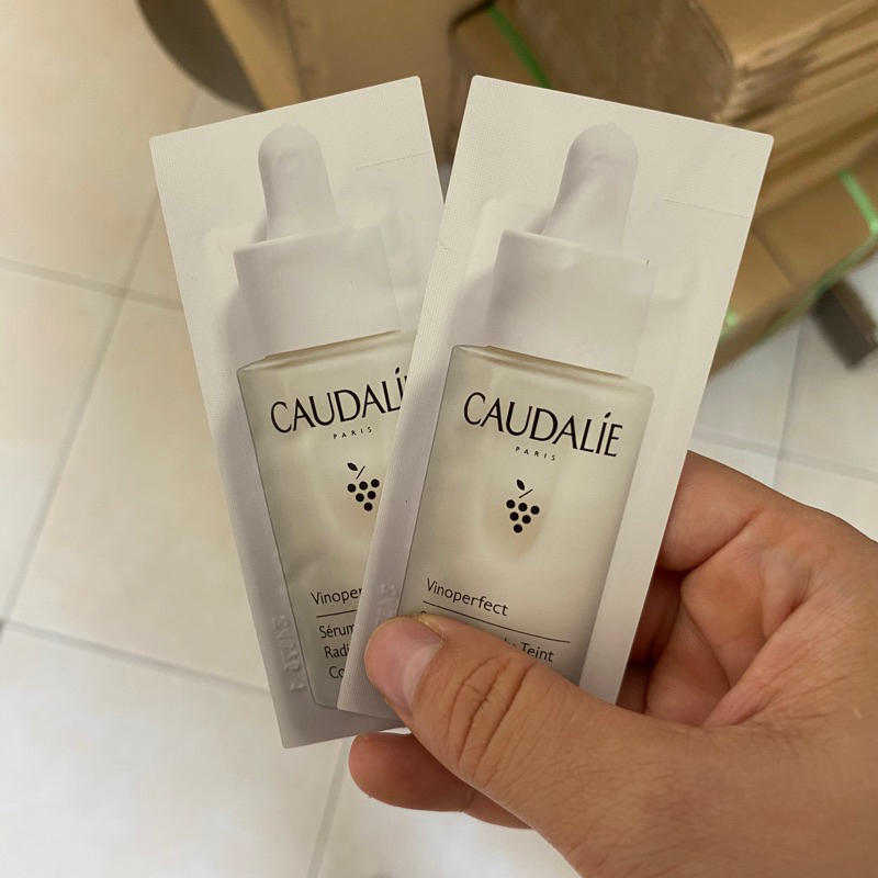 Caudalie vinoperfect serum làm trắng