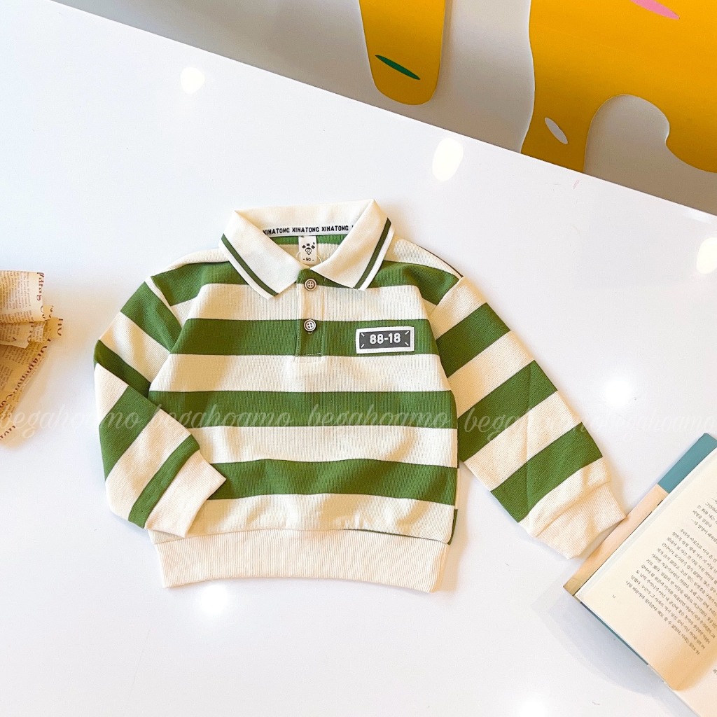 Bộ áo cotton kẻ xanh kèm quần kaki