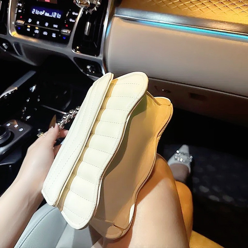 Túi xách tay, túi đeo chéo quai kiềng đế lượn sóng