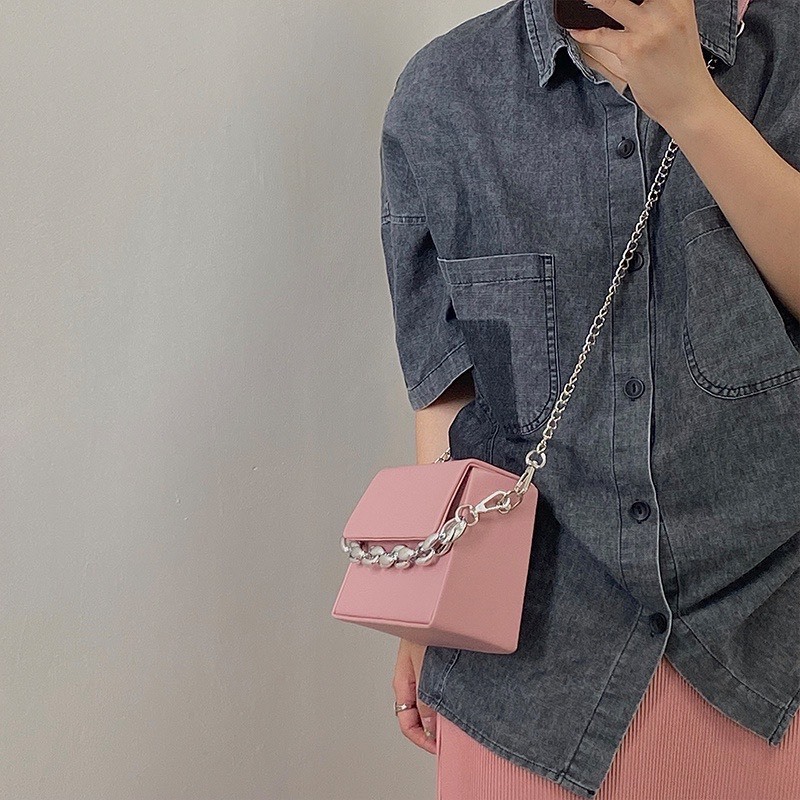 Túi xách nữ túi đeo chéo nữ dáng hộp phối dây xích bản to phong cách cá tính