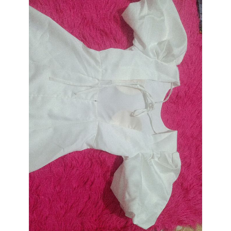 Pass váy có đệm mút, tay bồng