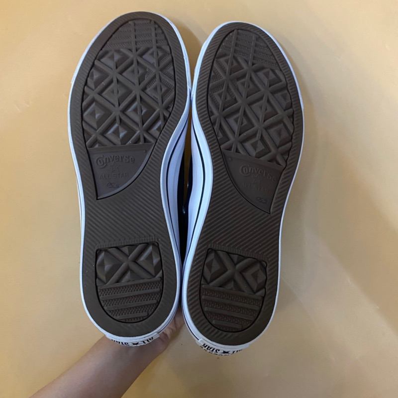 Giày chính hãng đã qua sử dụng