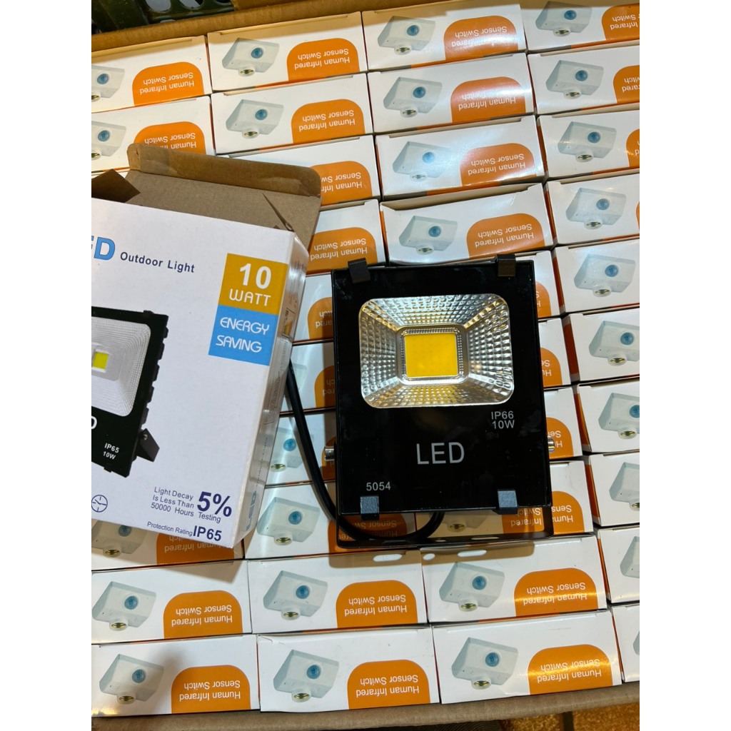 Đèn pha led ngoài trời 10w 20w 30w 50w 100w 5054 chiếu sáng biển quảng cáo sân vườn kho bãi nhà xưởng công trình.