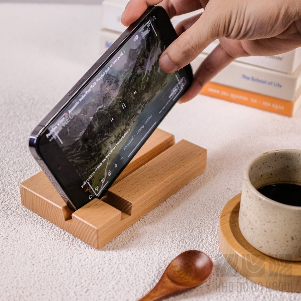Giá đỡ điện thoại, iPad, iPhone, máy tính bảng tablet chất liệu gỗ tự nhiên  - khodogohanoi