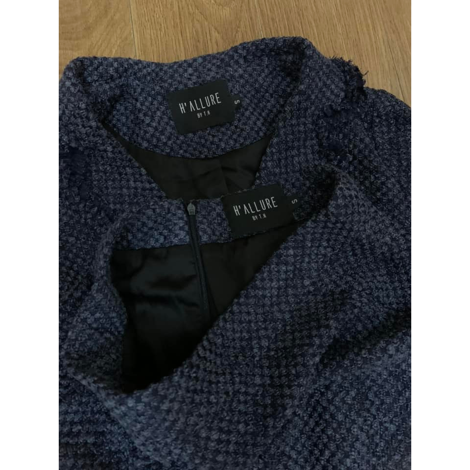 Bộ áo và chân váy Hallure size S