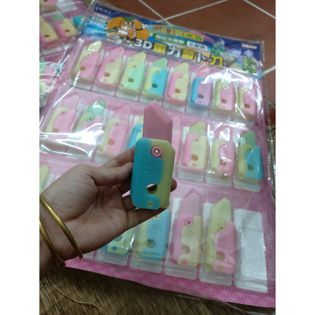 Dao vô tri đồ chơi, dao cà rốt siêu đẹp giảm stress