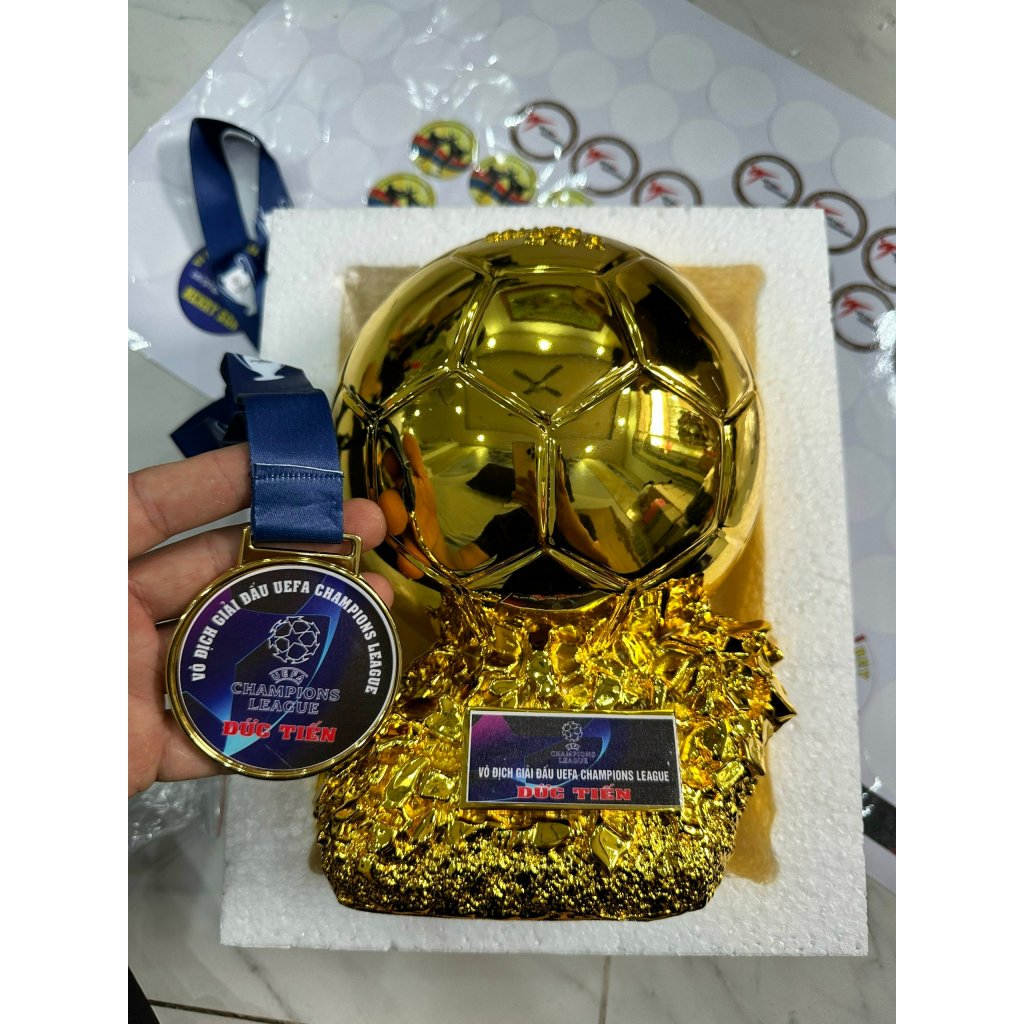 Quả Bóng Vàng 23cm