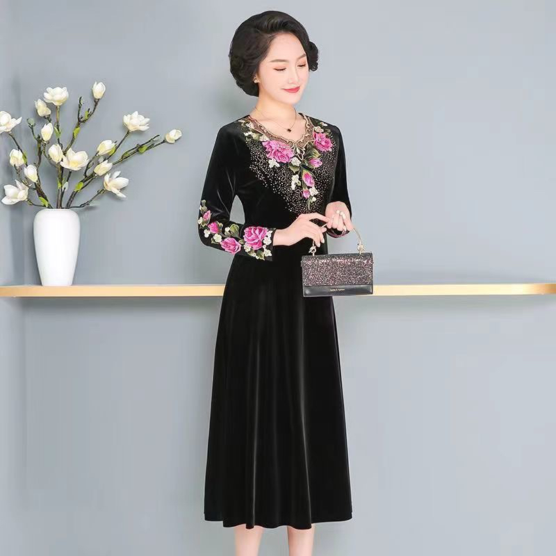 Váy nhung trung niên size đến 80kg bigsize