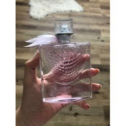 **Nước hoa Lancome Flower tím