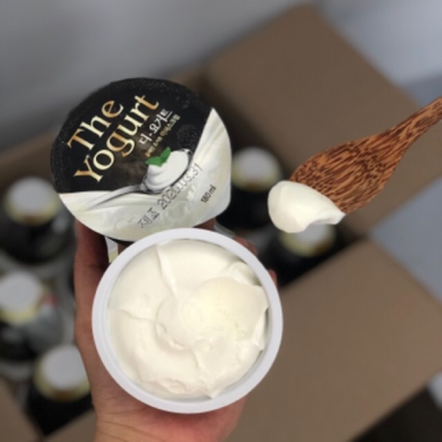 1 Thùng Hũ Kem Sữa Chua Dẻo The Yogurt Lavelee Hàn Quốc (Kem Hũ 180ml)