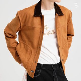 Áo khoác trucker da lộn nam SSSTUTTER dáng đứng phối cổ cách điệu lưng có túi nút bấm THE OLD COWBOY LEATHER JACKET