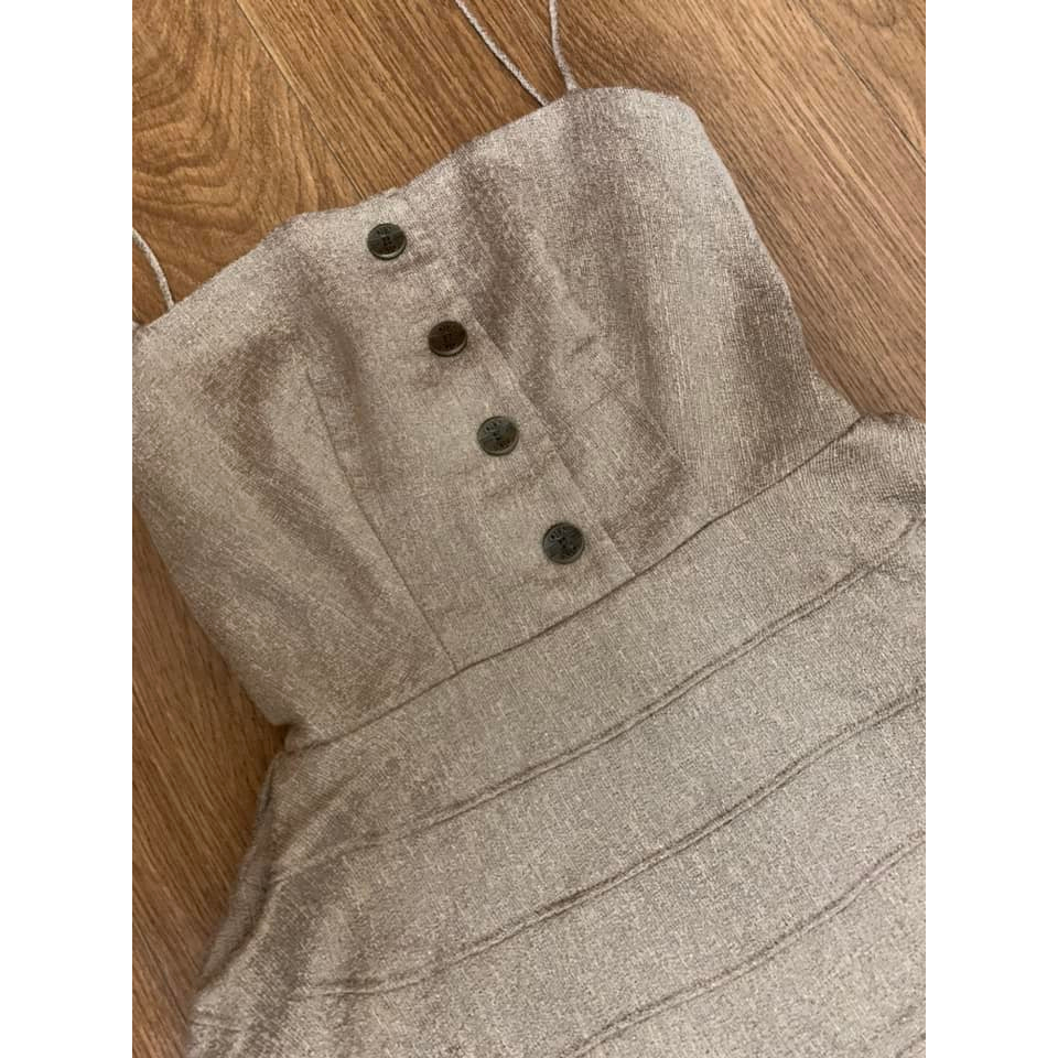 Váy Lane jt size M phom nhỏ