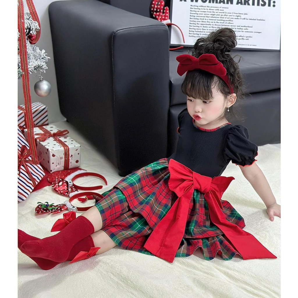 Váy bé gái kẻ dạ đỏ cài nơ và kèm bờm tóc cho bé diện Noel diện tết 10-30kg XHN1456