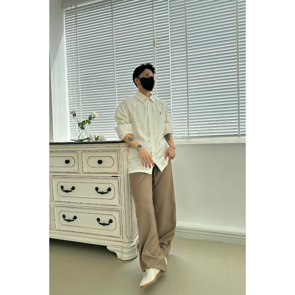 Sm trắng thêu logo