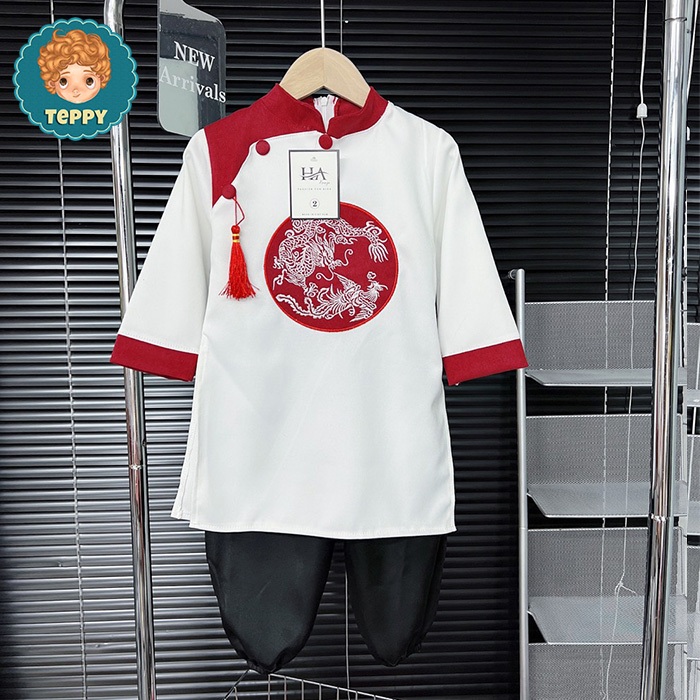 Set áo dài cách tân cho bé trai kèm quần