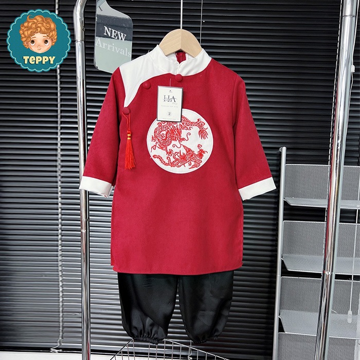 Set áo dài cách tân cho bé trai kèm quần