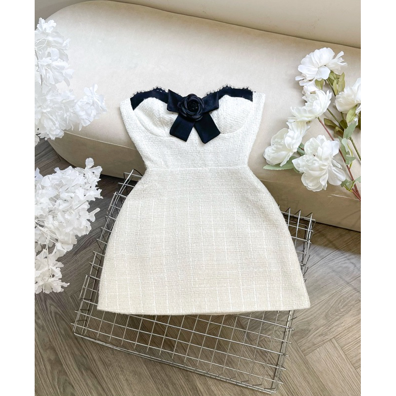 Đầm dạ hoa trà