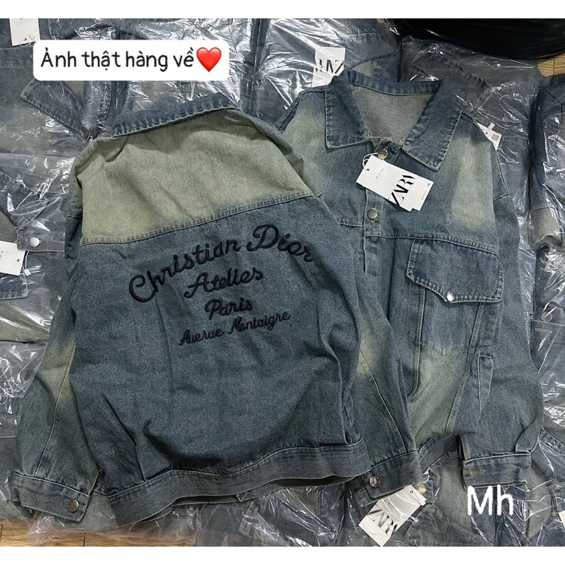 Áo khoác jeans nữ thêu chữ sau