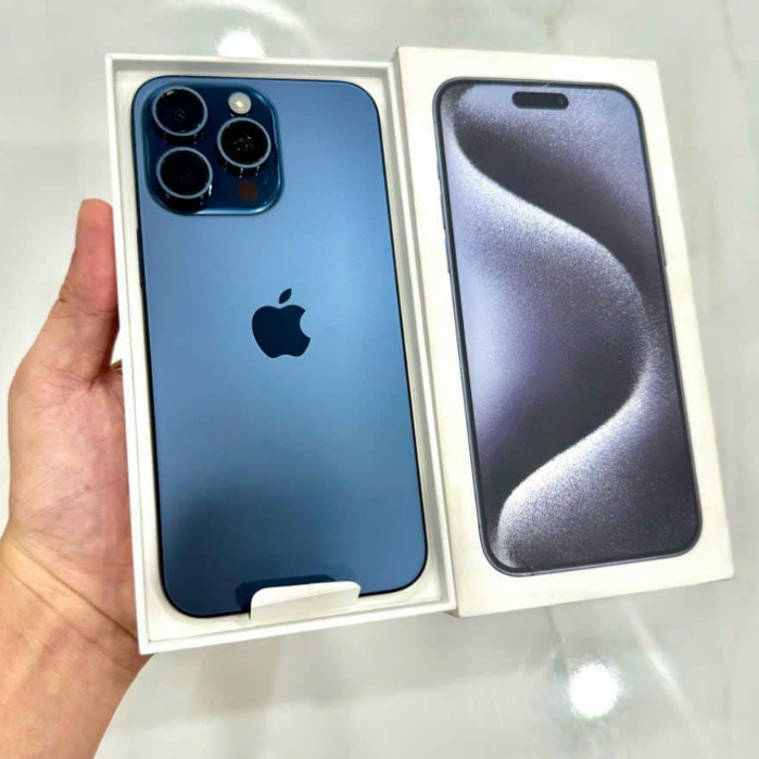 IP15 Promax Xanh titan 256gb sạc 4 lần đẹp keng