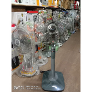 Quạt cây Phong Lan 7 cánh D400MS-C ( phím cơ bấm )
