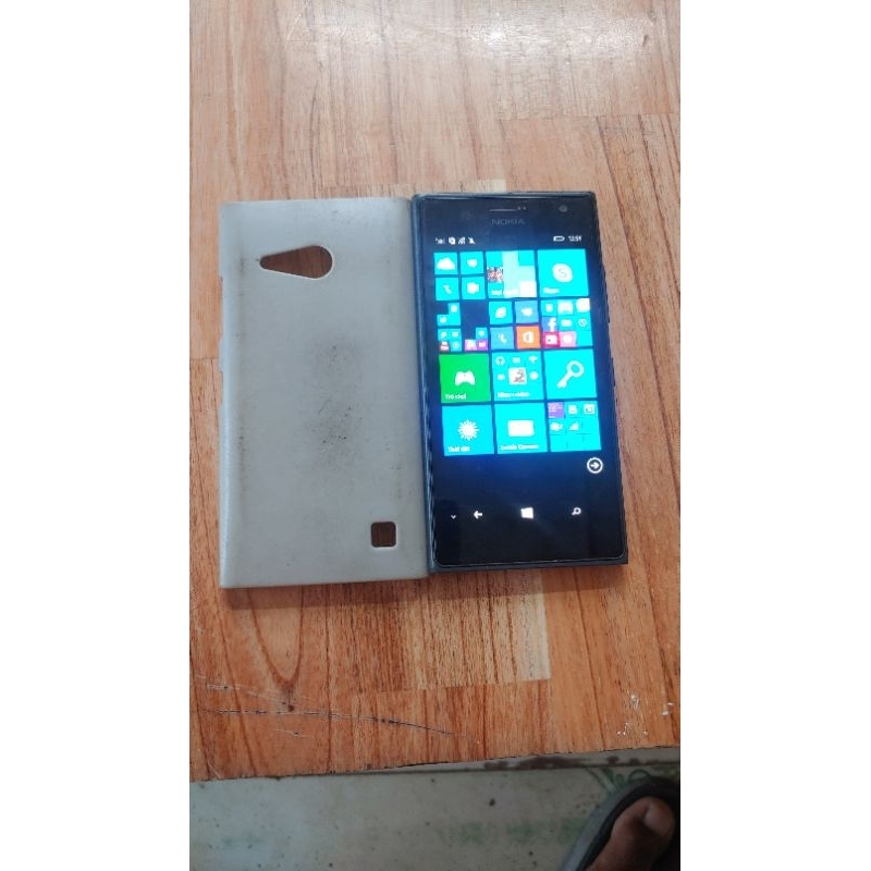 Điện Thoại nokia 730 như hình