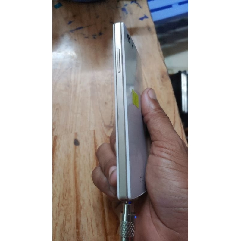 Điện thoại oppo như hình máy khá ngon