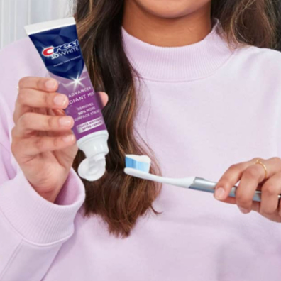 Kem Đánh Trắng Răng White Advanced Radiant Mint 107g, Scope Outlast Complete Whitening Toothpaste 153g