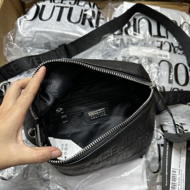 TÚI BAO TỬ VERSAC.E JEANS 2023