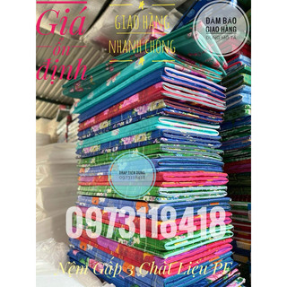 Nệm gấp 3 chất liệu PE 1m8 x 2m dày 3 phân dễ vận chuyển và gấp gọn