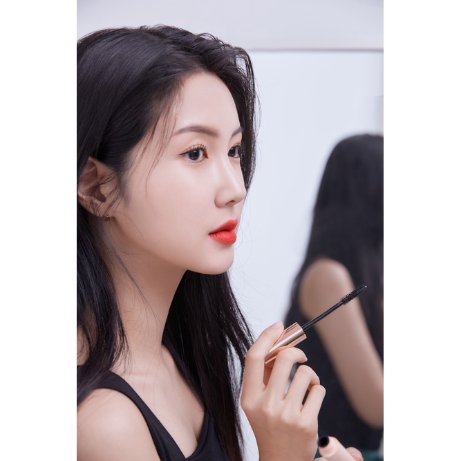 Mascara Kháng Nước EOU CLASSY VOLUME MASCARA 7g