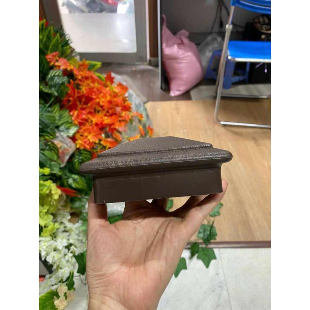Bộ nắp chụp  và chân đế thanh trụ gỗ nhựa ngoài trời dùng cho lan can, hàng rào, kt 100x100 và 120x120mm