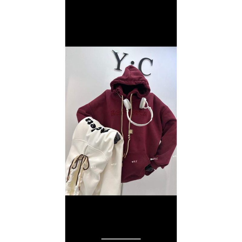 Hoodie lót nhung chữ nổi thêu