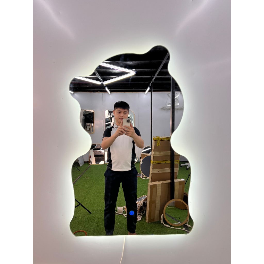 Gương gấu treo tường decor, Gương trang điểm có đèn led trang trí phòng size 60x90cm guonghoangkim.official