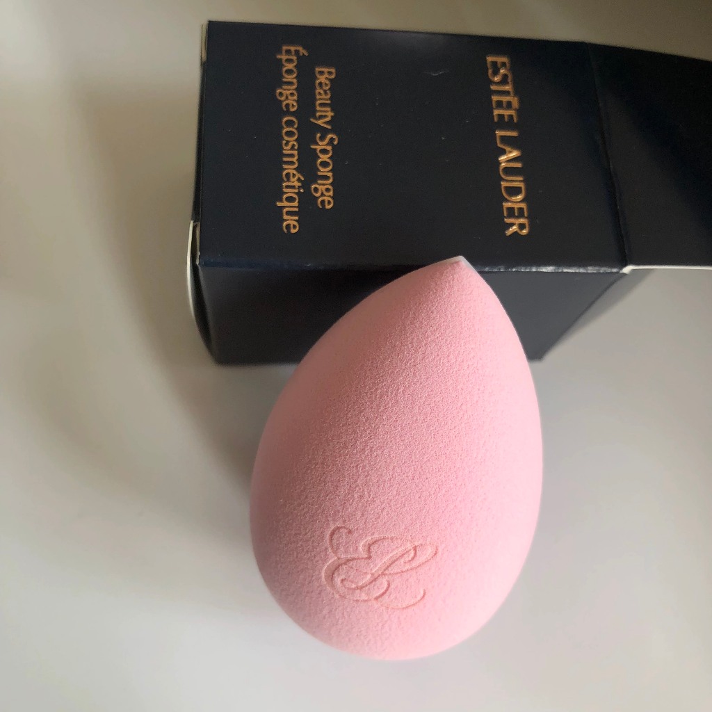 Mút tán nền Estee Lauder Full Box